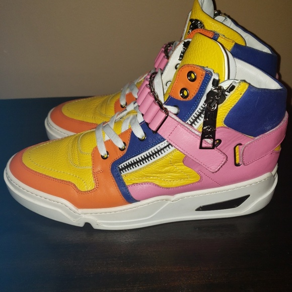 Versace Sneakers - Picture 2 of 4